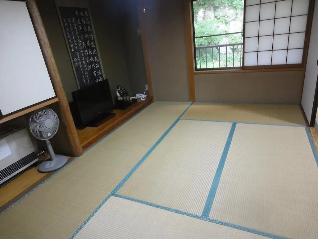 فندق あじわいの心 金時山荘 هاكوني